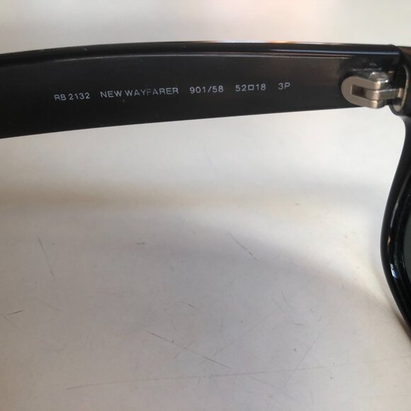 Ray-Ban New Wayfarer Polarized Sunglasses - Picture 4 of 5